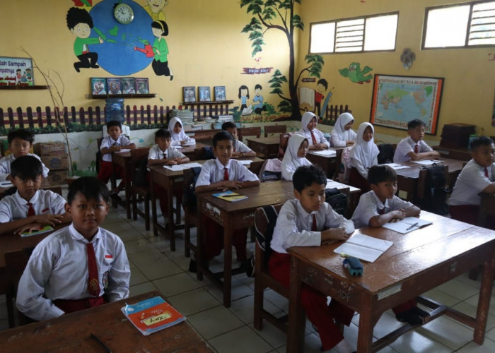 Usai Tes Akhir Semester Ganjil, Siswa SD dan SMP Diberi Libur 2 Pekan