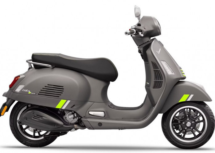 Keunggulan Vespa GTS Super Tech 300, Skuter Mewah Tapi Irit