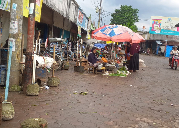 Sepi Pembeli, Pedagang Pasar Tradisional Berharap Pemkab Kebumen Berikan Solusi