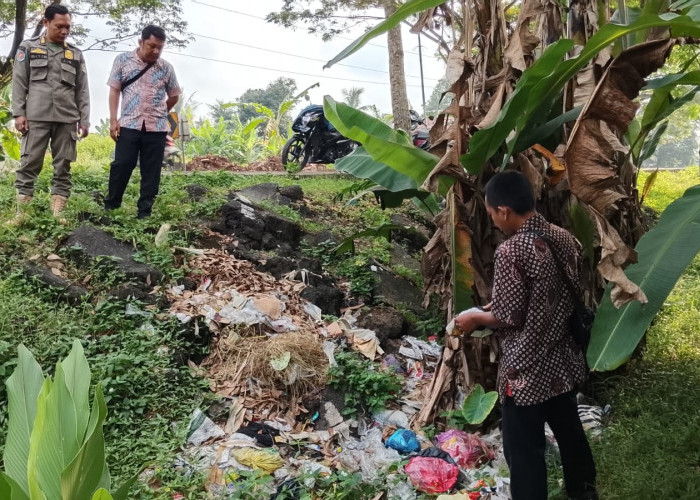 Sampah Liar Menumpuk di Jalur Lingkar Sumpiuh-Tambak, UPKP Lacak Pembuang Demi Banyumas Bebas Sampah 2028