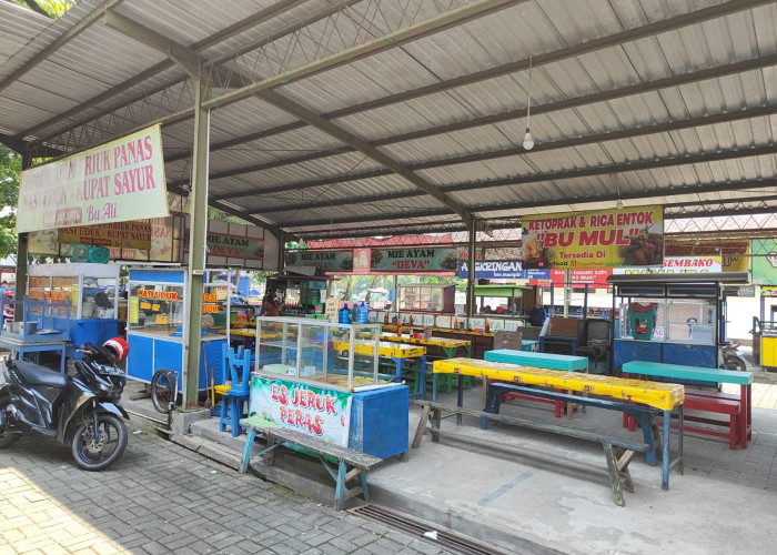 Pedagang PFC Mengeluh Sepi, Ingin ke Alun-alun Lagi