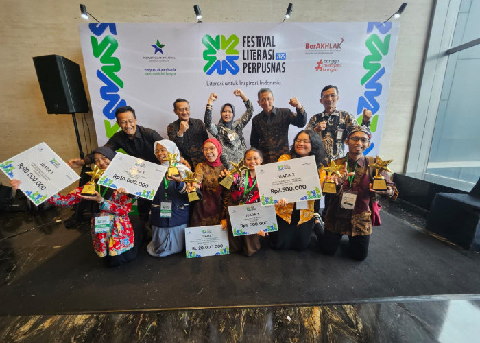 Pelajar Banjarnegara Sabet Dua Gelar Juara Nasional, Harumkan Nama Jawa Tengah di Ajang Literasi 2025