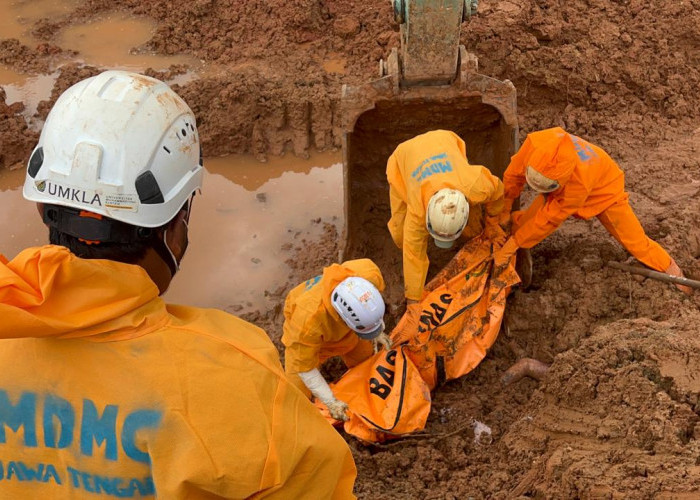 Longsor Cibeunying, Majenang: Dua Korban Kembali Ditemukan, Lima Masih Hilang