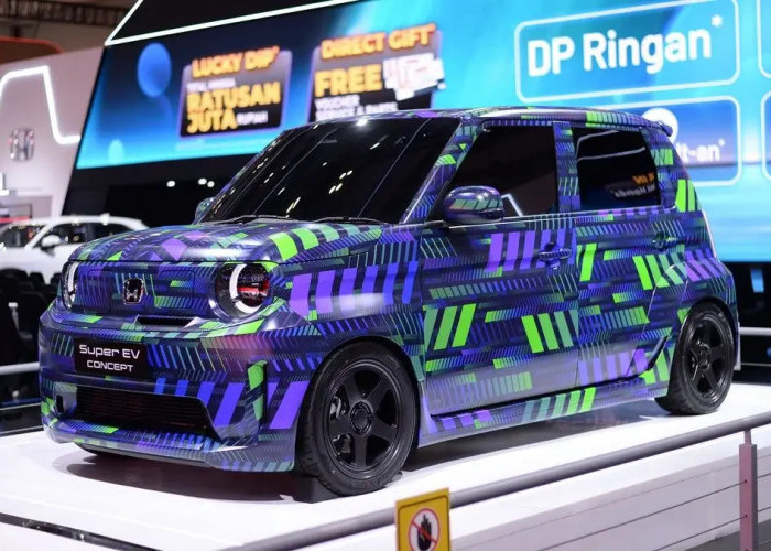 Honda Borong Dua Penghargaan di GIIAS 2025 lewat Step WGN e:HEV dan Super EV Concept