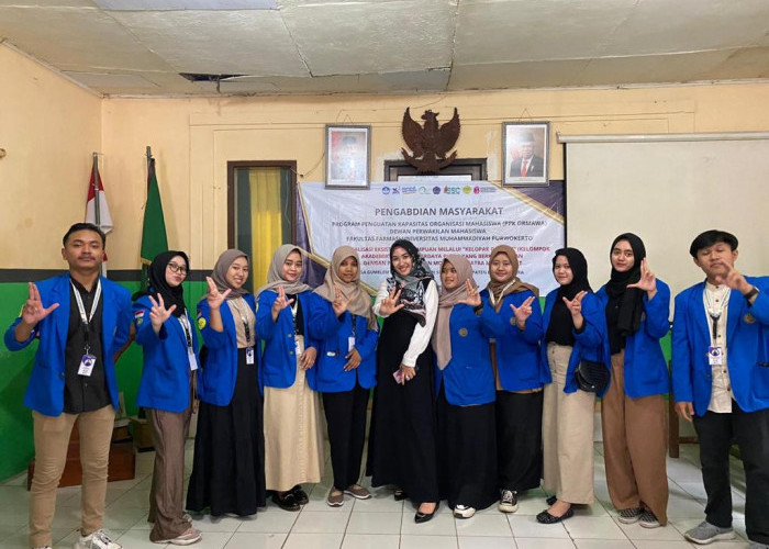 Tingkatkan Perekonomian UMKM Batik, PPK Ormawa DPM Farmasi UMP Dirikan Sekolah Perempuan