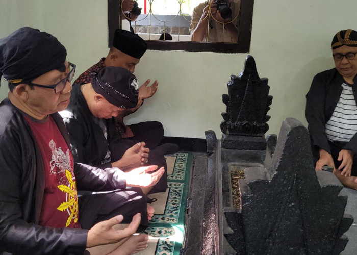 Ziarah Makam Raden Djoko Kahiman, Bupati : Jiwa Ksatria dan Rela Berkorban Patut Diteladani