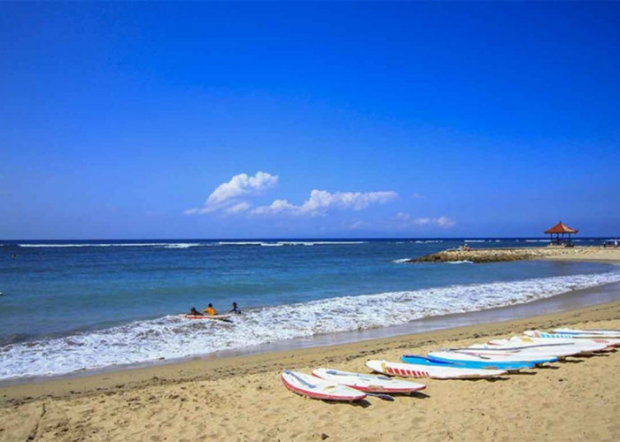 Pantai Sanur, Menawarkan Keindahan dan Berbagai Fasilitas Rekreasi!