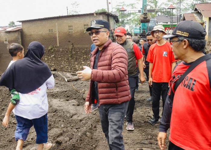Tinjau Dampak Terparah, Ketua DPRD Purbalingga Dorong Pengerahan Alat Berat ke Desa Serang