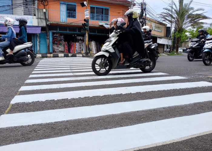 Anggaran Terbatas, Rehabilitasi Marka Jalan Baru Dilaksanakan di Wilayah Perkotaan