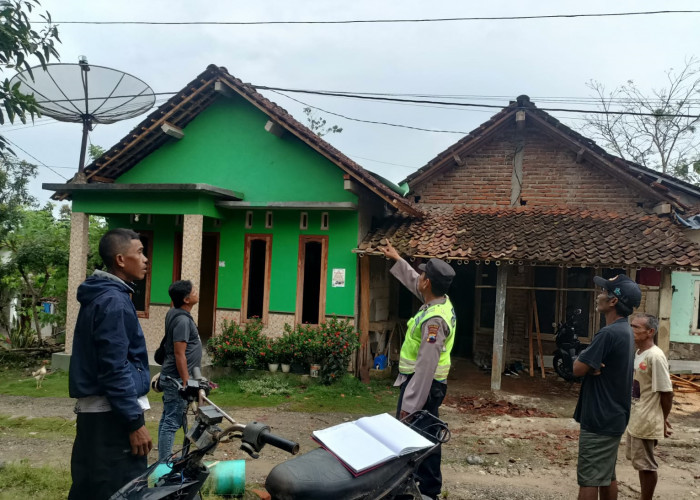 Perbaiki Atap, Warga Giritirto Kebumen Tersengat Listrik