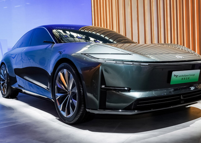 Toyota Gandeng GAC Luncurkan bZ7, Mobil Listrik dengan Teknologi Terkini