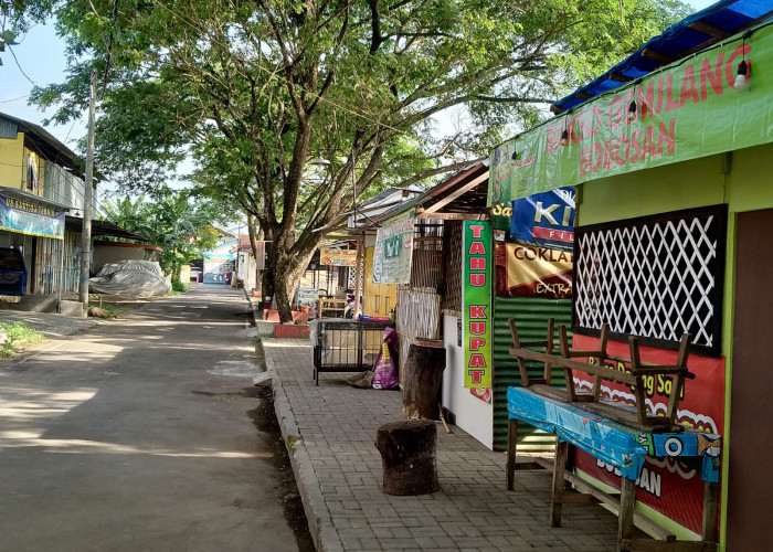 PKL Lapangan Bobosan Sebelah Barat Butuh Penataan