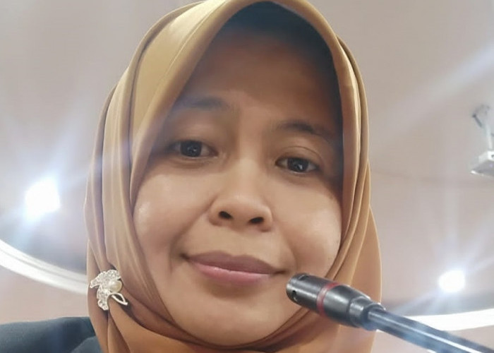 Bagi Waktu untuk Kantor dan Keluarga Ala Anggota Fraksi PKS DPRD Purbalingga, Niken Hindriyaningsih