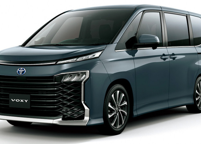 Mobil Toyota Voxy, MPV Gaya Premium Andalan Keluarga