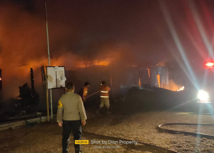 TPST Karangkedawung Sokaraja Ludes Terbakar, Kerugian Capai Rp35 Juta 