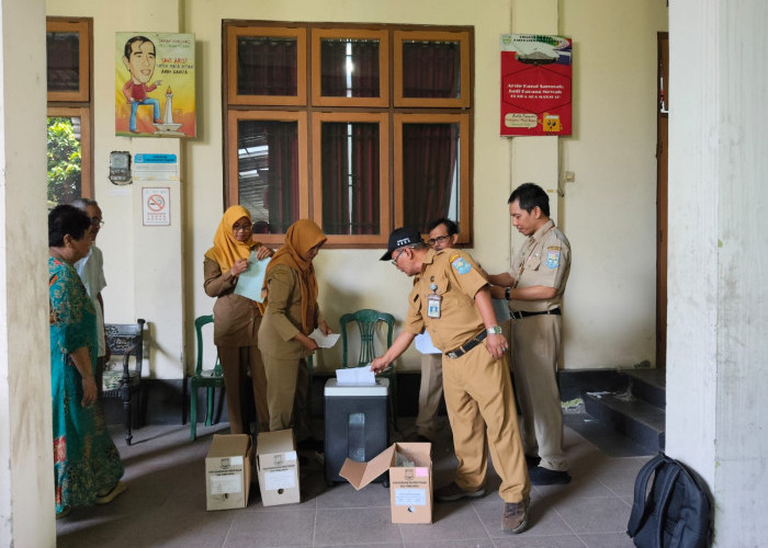 Dinarpus Purbalingga Musnahkan 32.441 Arsip SP2D Bakeuda dan Resep Umum RSUD Goeteng