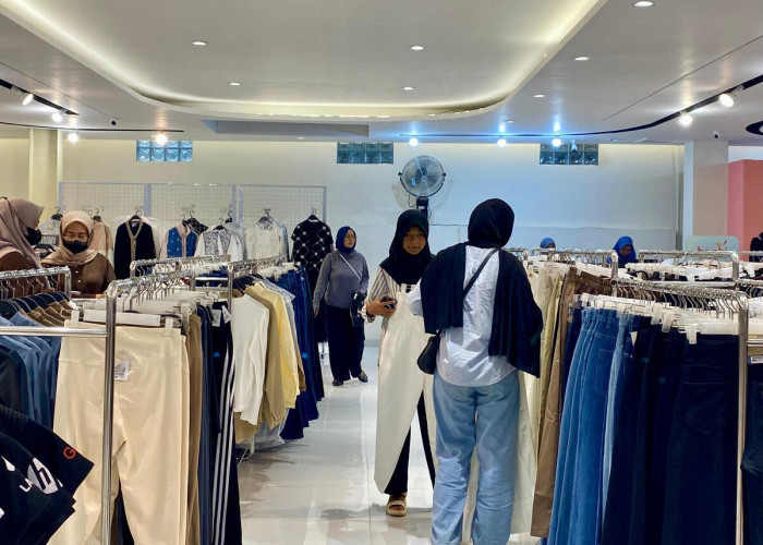 Fashion Icon Buka Cabang Baru Sediakan Outfit Kekinian
