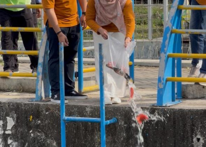 Wujudkan Keseimbangan Alam, UT Purwokerto Gelar PkM UT Greeneration di Klapagading Kulon