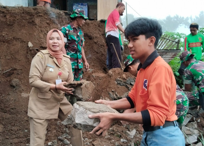 Rumah Sekitar Aman, Kerugian Longsor di Dukuh Sipetung Desa Siwarak Capai Rp 25 Juta