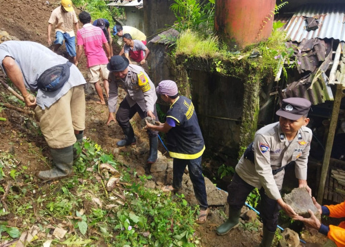 Bencana Tanah Longsor Juga Terjadi di Desa Karangbawang