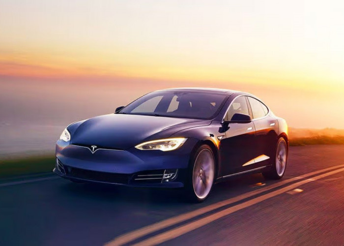  Tesla Model S 2025: Desain Minimalis dan Fitur Terbaru untuk Kenyamanan Berkendara