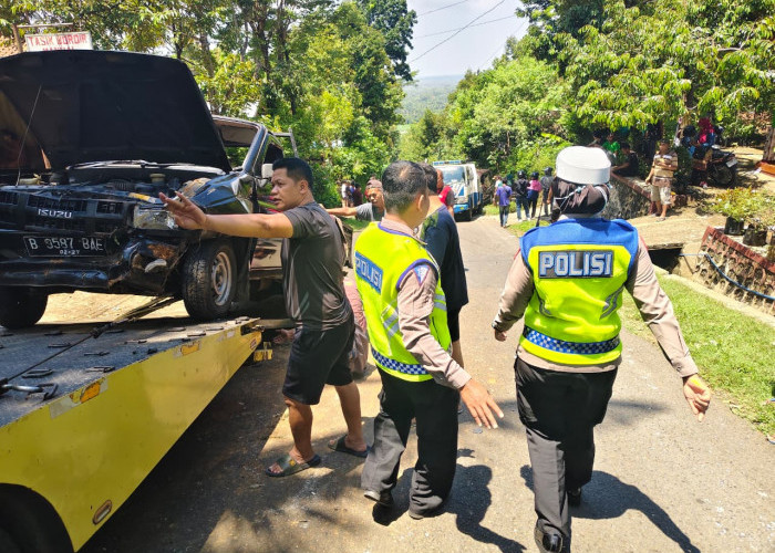 Rem Blong Picu Laka Beruntun di Kemranjen Banyumas, Dua Orang Meninggal