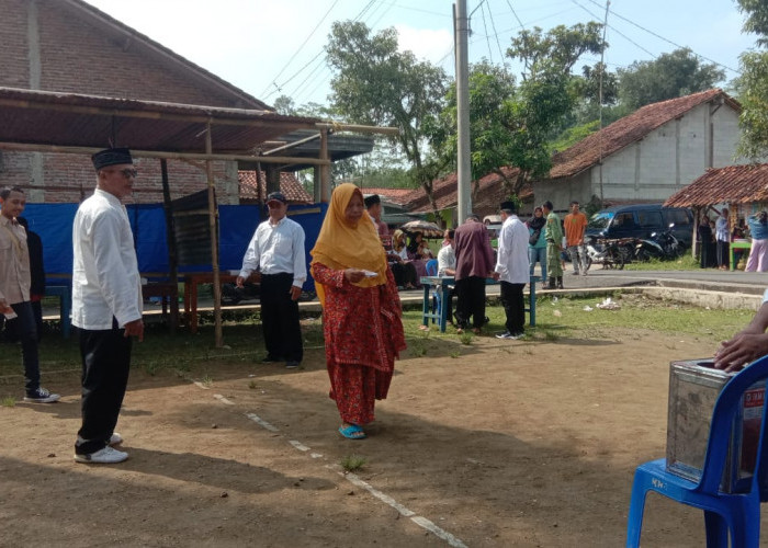 Posisi Ketua RW Di Kracak Banyak Diminati, Calon Diarak Keliling Desa