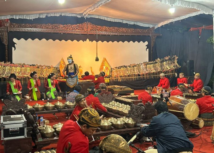 Gelar Wayang Kulit Lakon Gatotkaca Sungging, Sumanto Singgung Nilai Kepahlawanan dan Pengabdian