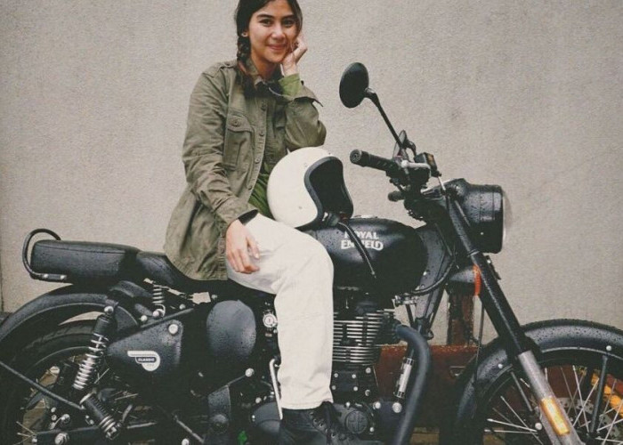 Keuntungan Mengendarai Motor Moge ala Adinda Thomas: Gaya dan Kebebasan