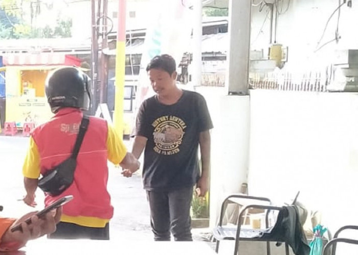 Jukir Resmi Tarik Retribusi Tanpa Rompi dan Karcis