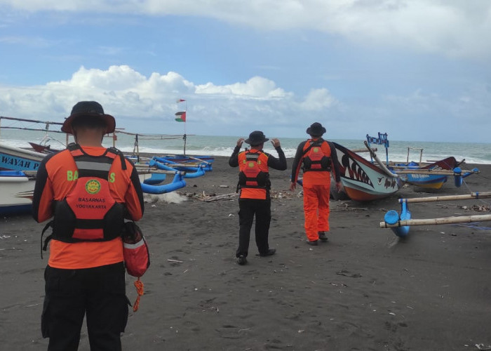 Basarnas Sisir Pantai Selatan Cari Kapal Kilat Maju Jaya-7 yang Hilang Kontak 