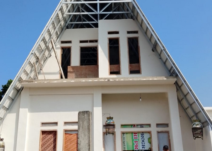 Warga Tambak Banyumas Bangun A-Frame House di Sawah, Terinspirasi Vila Dieng, Rumah Segitiga Curi Perhatian