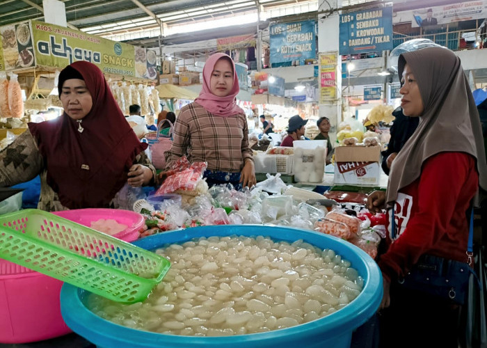 Pedagang Pasar Tumenggungan 