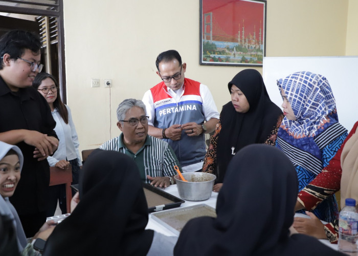 Semangat Tak Berbatas, Penyandang Disabilitas Sulap Kulit Pisang Jadi Bio Leather Bersama Pertamina 