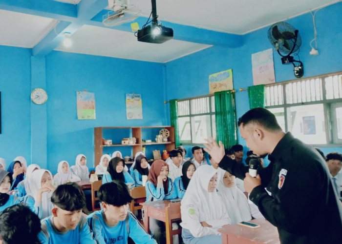 Pelajar di Cilacap Diajak Jadi Pemilih Cerdas di Pemilu