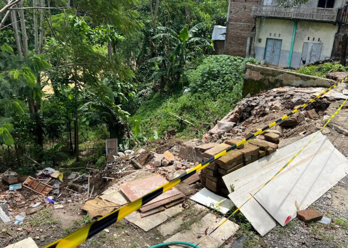 Sungai Lukulo Kebumen Longsor, Satu Bangunan Hilang