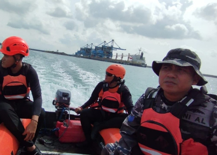Mancing Usai Salat Jumat, Remaja Terseret Ombak di Pantai Lengkong Mertasinga Cilacap