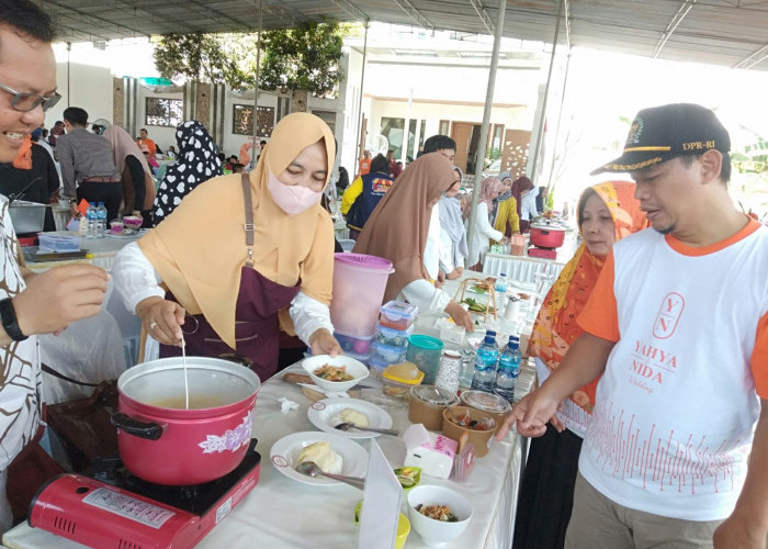 157 Peserta Ramaikan Kontes Food Taste Rofik Hananto