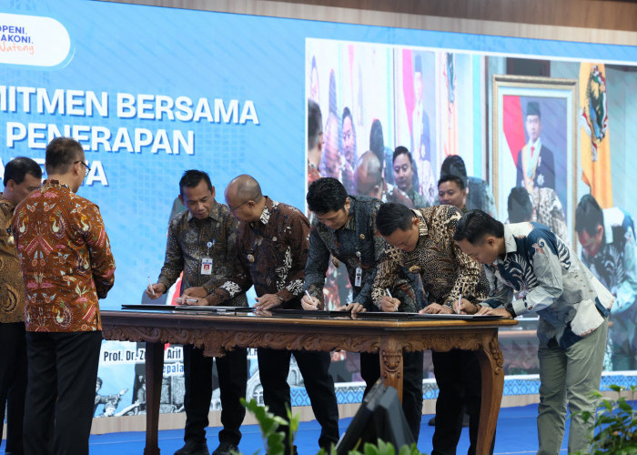 Terapkan Manajemen Talenta, Bupati Purbalingga Tanda Tangani Komitmen Bersama di Depan Gubernur