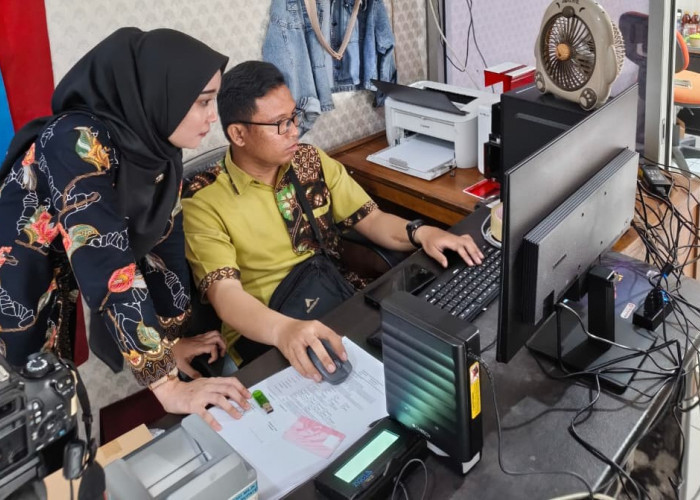 Dinpendukcapil Purbalingga Pasang Alat Baru, Warga Kini Bisa Cetak KIA di Kantor Kecamatan