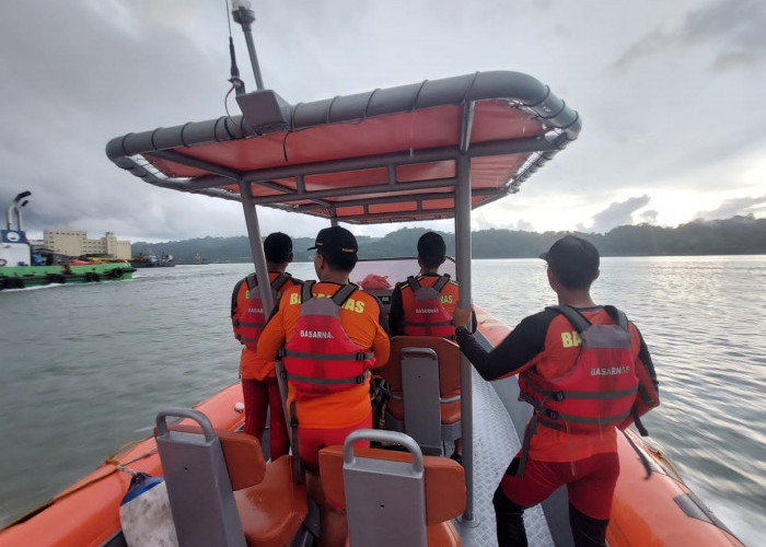 Kapal Nelayan Alami Mati Mesin di Widarapayung, Dua Nelayan Selamat 