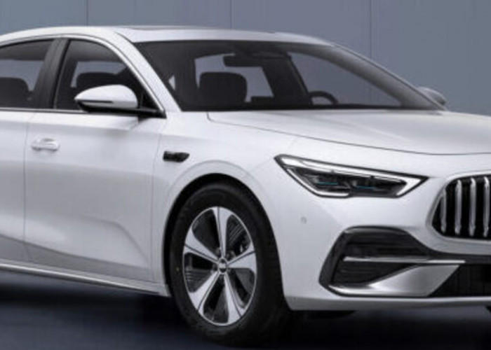 Terungkap Bocoran Geely Galaxy Starshine 7 PHEV, Bawa Sistem Hibrida NordThor 2.0 Generasi Terbaru