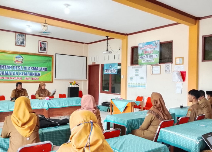 Monev Desa Alasmalang Fokus Persiapan AMJ Kades, Pemeriksaan Administrasi APBDes Jadi Bagian Pengawasan