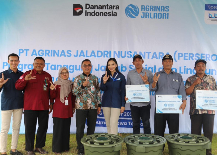 Warga Pesisir Kebumen Belajar Budidaya Ikan dalam Ember