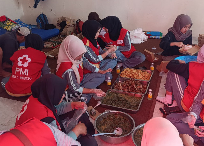 Dapur Umum Masih Bertahan Ditengah Perpanjangan Tanggap Darurat Longsor Situkung