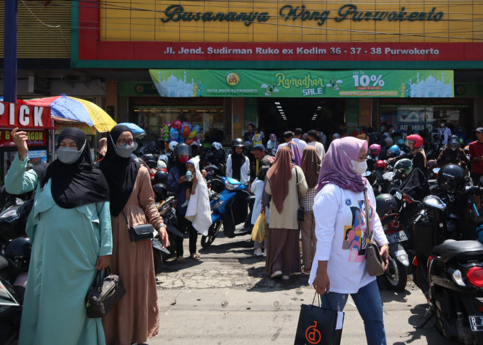 Pusat Perbelanjaan Mulai Diserbu, Soal Covid Masyarakat Diminta Tetap Hati-hati 