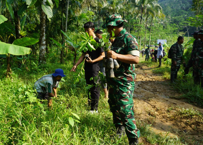 TMMD Reguler ke-128 Purbalingga Tanam 7.300 Bibit Pohon di Desa Krangean