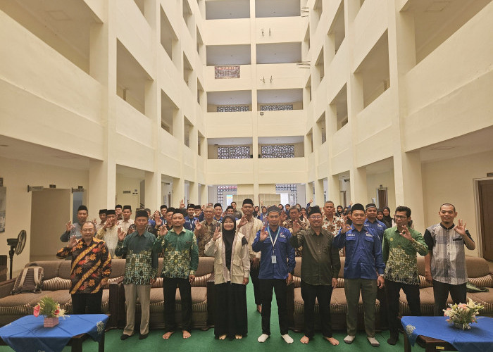 Perkuat Cabang dan Ranting, Asrama Unggulan UMP Resmi Lepas 54 Mubaligh-Mubalighot Dakwah Ramadhan