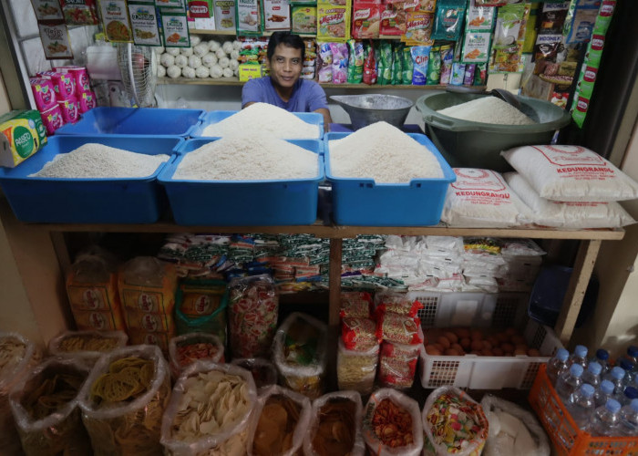 Harga Beras Medium Naik, Beras Premium Perlahan Hilang dari Pasaran