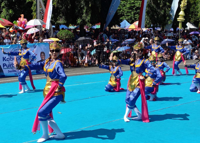 77 Peserta Ikuti Kirab Pusaka dan Pawai Budaya dalam Rangka Hari Jadi Ke-195 Kabupaten Purbalingga